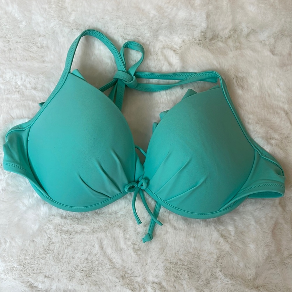 Victoria’s Secret 36C underwire Tie bikini top